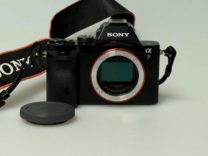 Sony A7 - full frame body met 6970 clicks, Audio, Tv en Foto, Fotocamera's Digitaal, Gebruikt, Spiegelreflex, Sony, Geen optische zoom