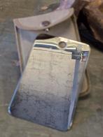 WWII US Army metal pocket mirror, Ophalen of Verzenden, Amerika, Embleem of Badge