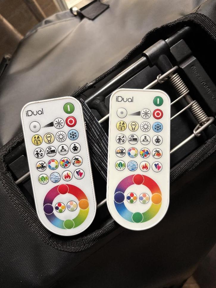 idual afstandsbediening nieuw, Huis en Inrichting, Lampen | Losse lampen, Nieuw, Led-lamp, Minder dan 30 watt, E27 (groot), Ophalen of Verzenden