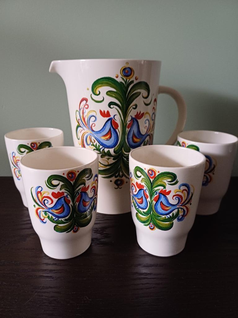 Villeroy & Boch melkkan met 3 bekers, Overige typen, Ophalen of Verzenden, Zo goed als nieuw, Overige stijlen