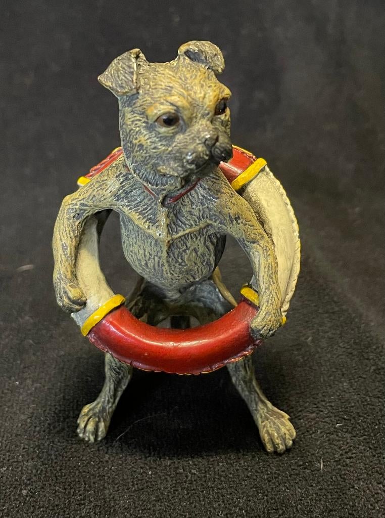 Bronzen beeld hondje met zwemband (Weens brons) gesigneerd, Antiek en Kunst, Ophalen of Verzenden