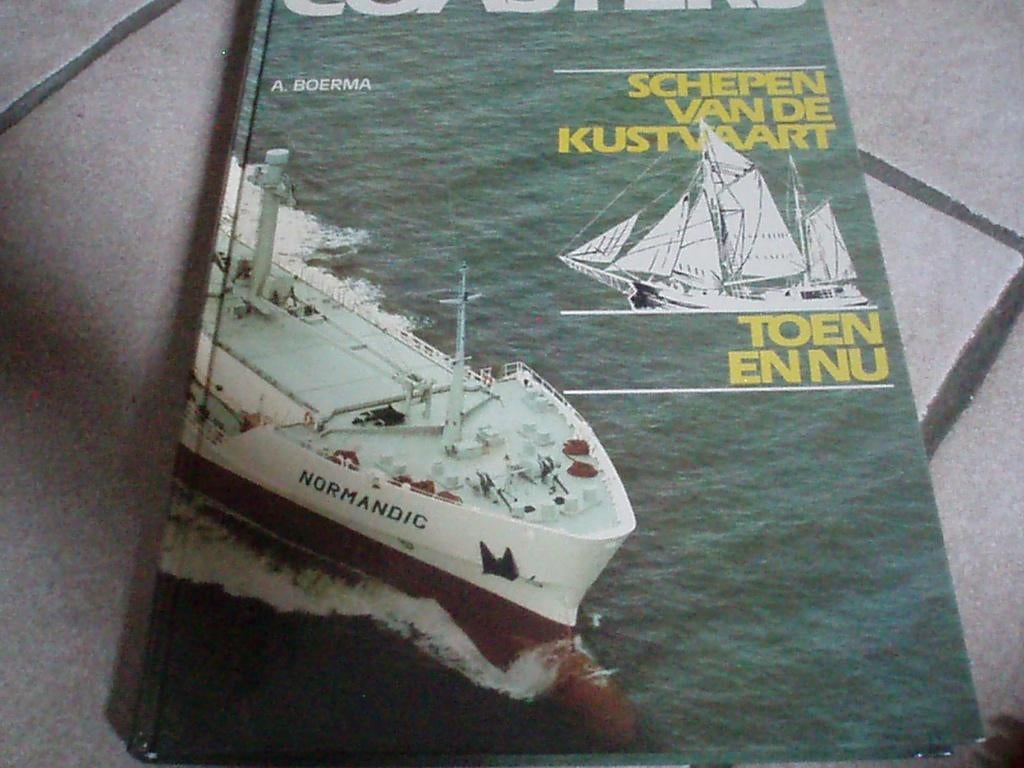 scheepvaart, Ophalen of Verzenden, Zo goed als nieuw, Motorboot, Boek of Tijdschrift