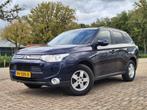 Mitsubishi Outlander 2.2 DI-D Intense (bj 2013), Euro 5, 4 cilinders, Blauw, Bedrijf