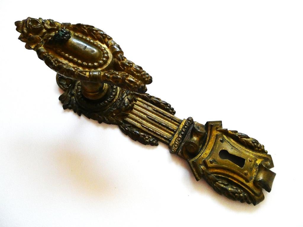 Brons vergulde handgreep met een slotplaat guirlandes, Antiek en Kunst, Ophalen of Verzenden, Brons