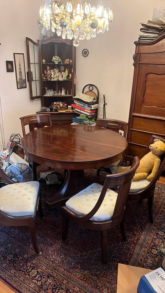 Antieke tafel. Uit te schuiven tot enorme tafel, Antiek en Kunst, Antiek | Meubels | Tafels, Ophalen