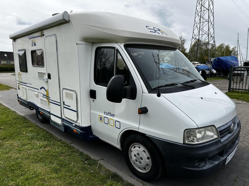 Elnagh Sea P250 met airco en dakventilator, Caravans en Kamperen, Campers, Overige merken, Ringverwarming, Fiat, Koelkast