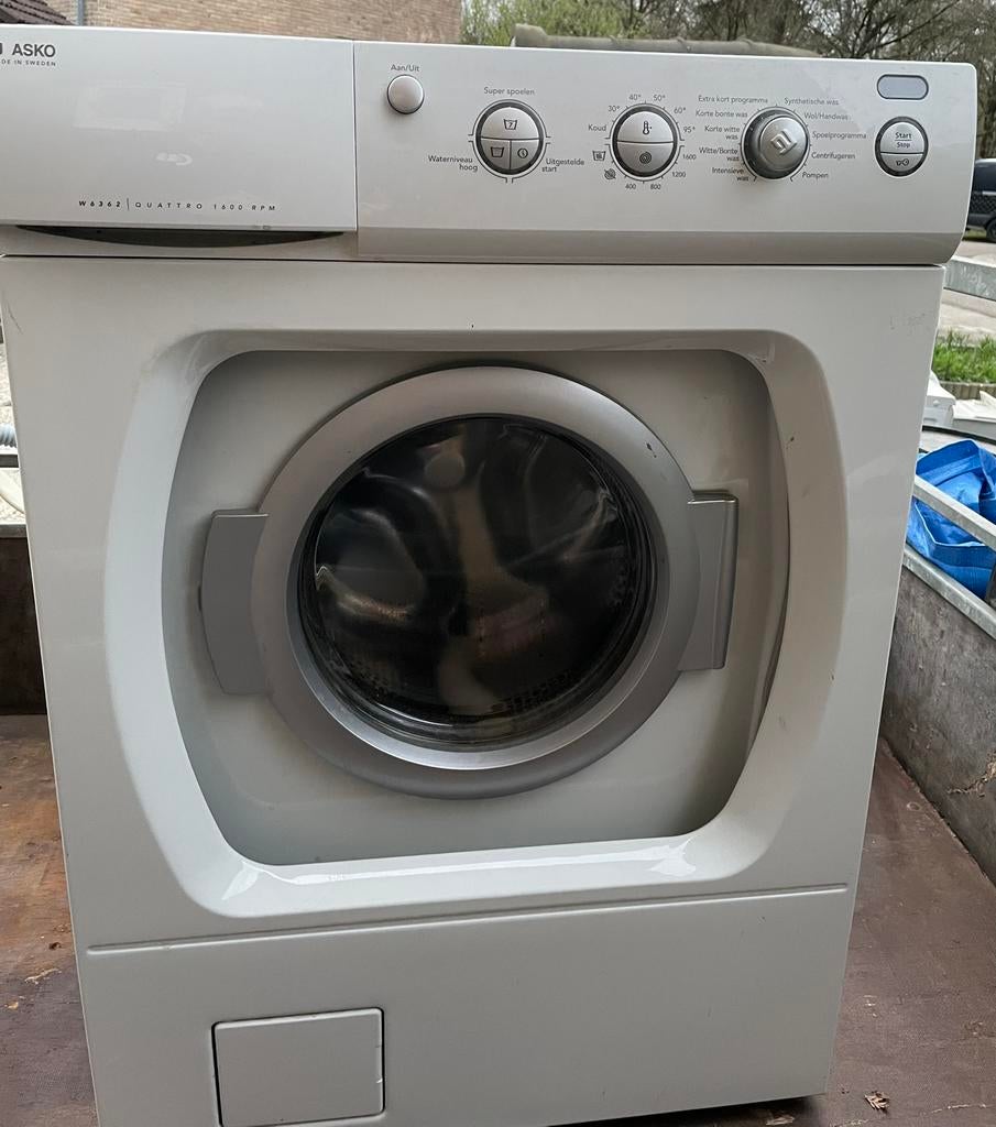 Asko wasmachine W6362 Quatro, Witgoed en Apparatuur, Wasmachines, Gebruikt, Voorlader, 4 tot 6 kg, 85 tot 90 cm, 1200 tot 1600 toeren