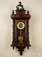 Antieke Klok: Duitse Regulateur met Paard (Eiken), Ophalen