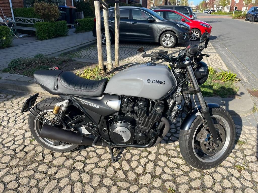 Yamaha xjr1300, Custom scrambler Musclebike!!, Motoren, Motoren | Yamaha, Sportuitlaat, 4 cilinders, Motorrijbewijs A, Particulier