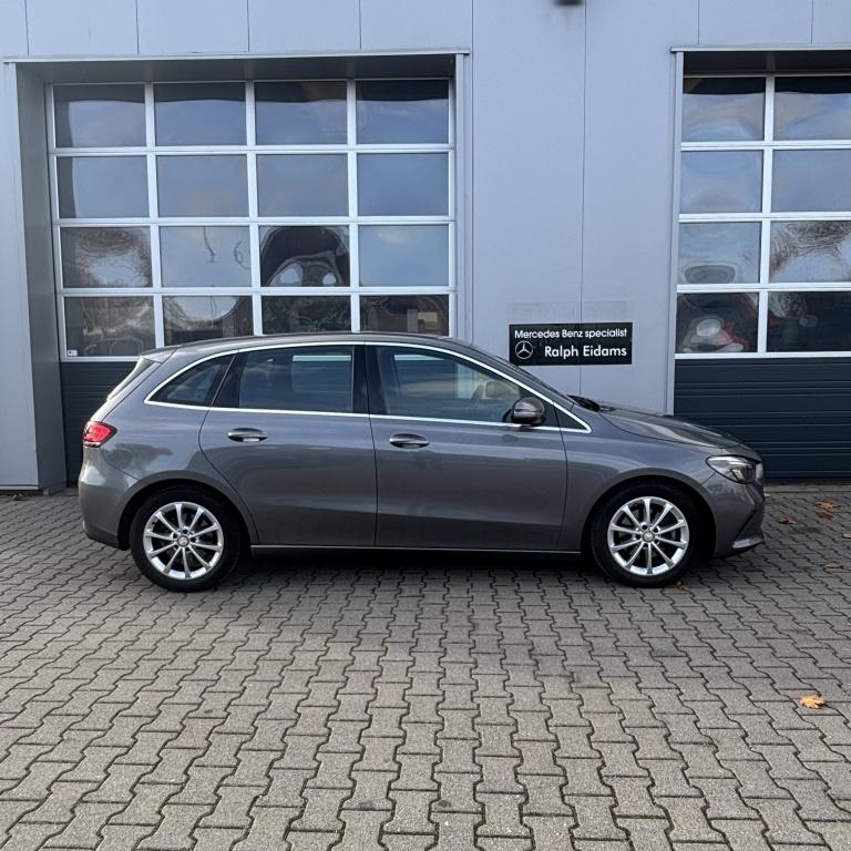 Mercedes-Benz B-Klasse 200 (bj 2019, automaat), Auto's, Mercedes-Benz, Gebruikt, 4 cilinders, Leder en Stof, 163 pk