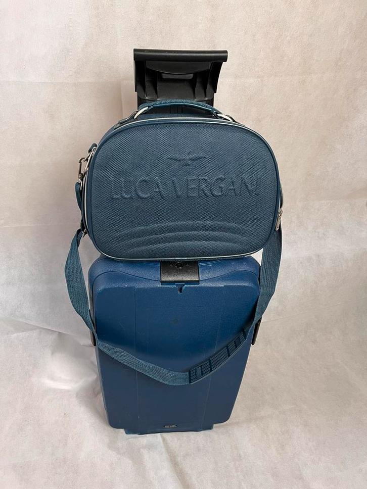 Keter rolkoffer met Luca Vergani beautycase, Sieraden, Tassen en Uiterlijk, Beautycases, Gebruikt, Hardcase, Blauw, Ophalen