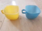 2 kopjes arcopal servies jaren 50/60 vintage, Verzenden, Overige stijlen, Kop(pen) en/of Schotel(s), Glas