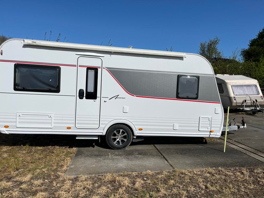 Burstner Averso 490 TS caravan 2024, frans bed, mover, Rondzit, Omvormbare zithoek, Particulier, Bürstner