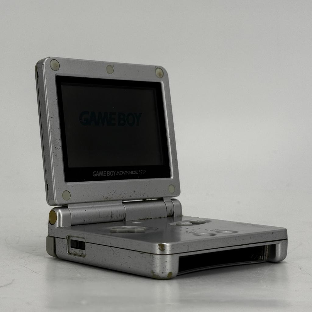 Gameboy Advance SP AGS-001, Nintendo, Zo goed als nieuw, Support@nintendo.com, 11-1 Hokotate-cho, Kamitoba, Minami-ku
Kyoto 601-8501
Japan