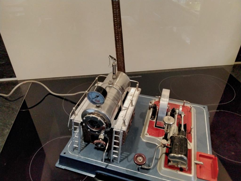 Elektrische Stoommachine Wilesco  D202, Hobby en Vrije tijd, Modelbouw | Overige, Ophalen, Gebruikt, Groter dan 1:32