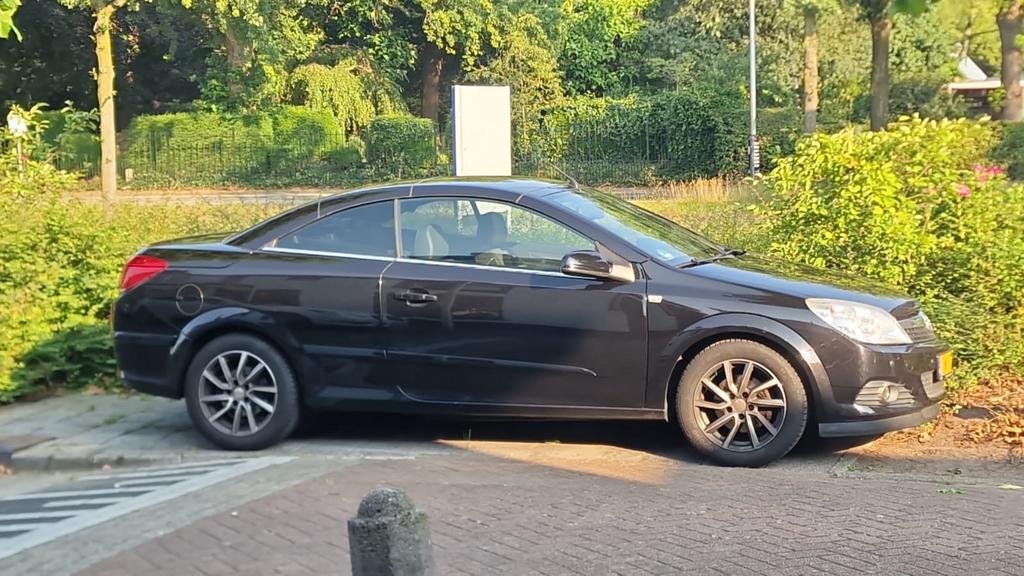 Opel Astra 1.8-16V 140pk 2007 Zwart, Auto's, 4 cilinders, Cabriolet, 4 stoelen, 1796 cc