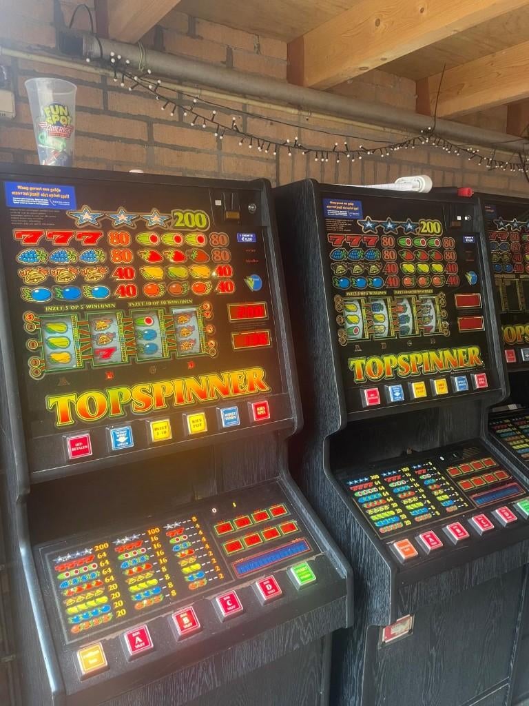 Topspinner Gokkast halversie, Euro, Ophalen of Verzenden, Gebruikt, Met sleutels