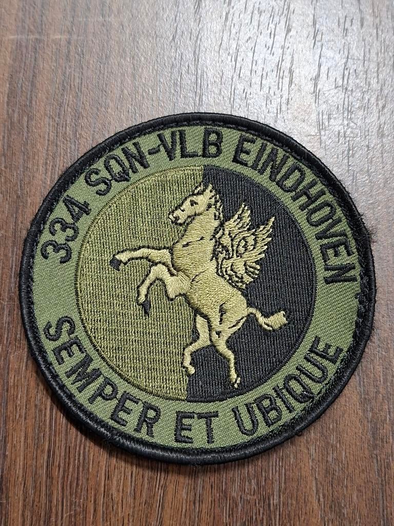 Patch RNLAF 334 Squadron Vliegbasis Eindhoven, Verzamelen, Ophalen of Verzenden, Luchtmacht, Nederland, Embleem of Badge