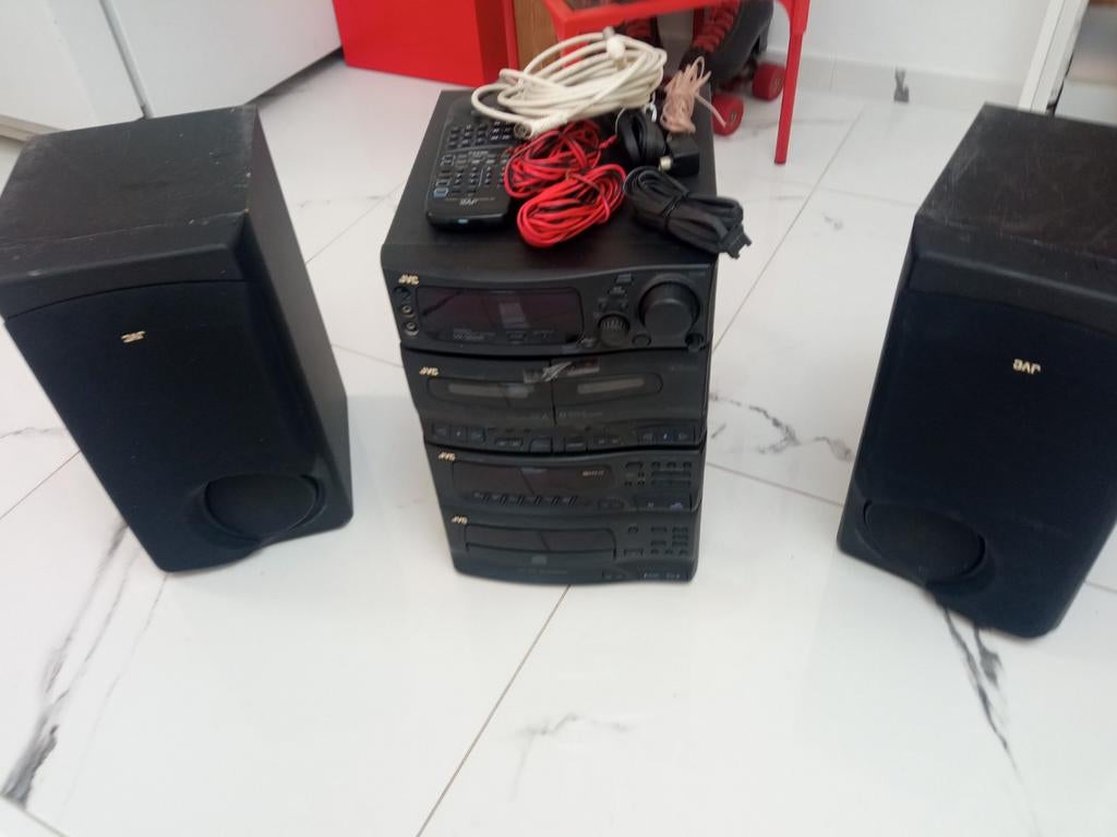 Stereotorenadio cd speler cassette recorder et 2,boxen  jvc, Gebruikt, JVC, Ophalen of Verzenden, Minder dan 60 watt