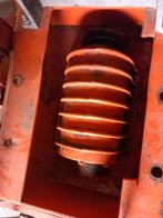 Nemaco 3500 trilblok voor trilplaat, Ophalen