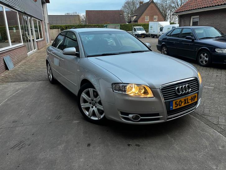 Audi A4 1.8 20VT 120KW 2007 Grijs, Auto's, Audi, Particulier, A4, ABS, Adaptieve lichten, Airbags, Airconditioning, Alarm, Centrale vergrendeling