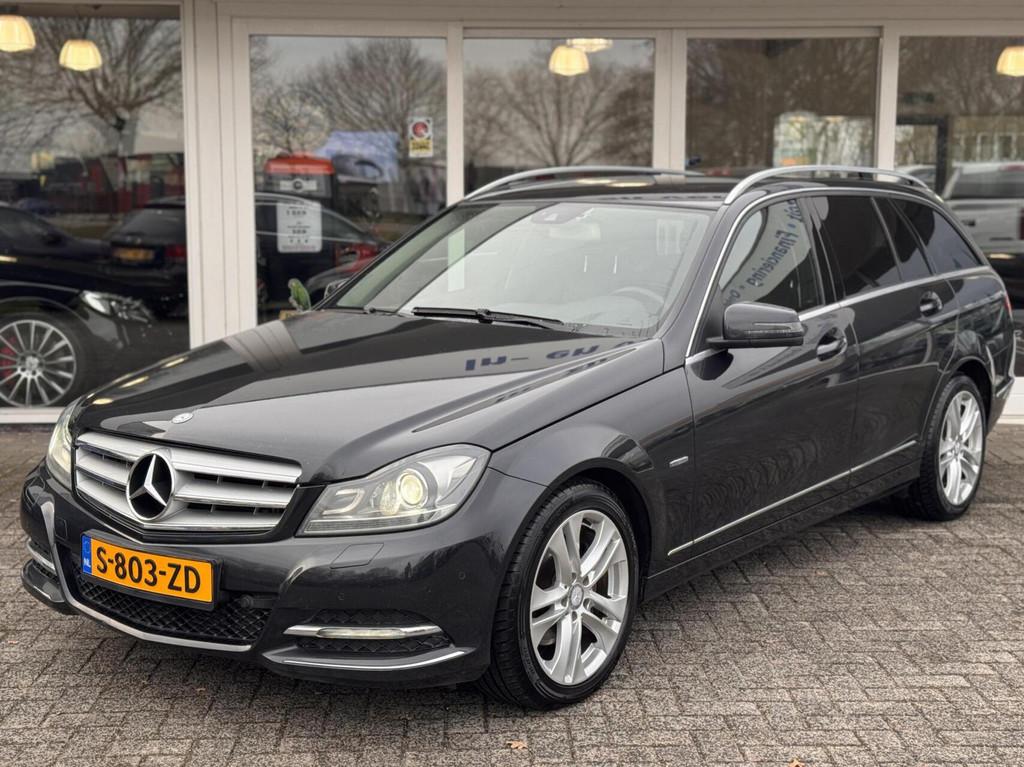 Mercedes C-klasse Estate 300 CDI V6 232pk Automaat, 4M Avant, Auto's, Mercedes-Benz, Automaat, Euro 5, Zwart, 197 €/maand