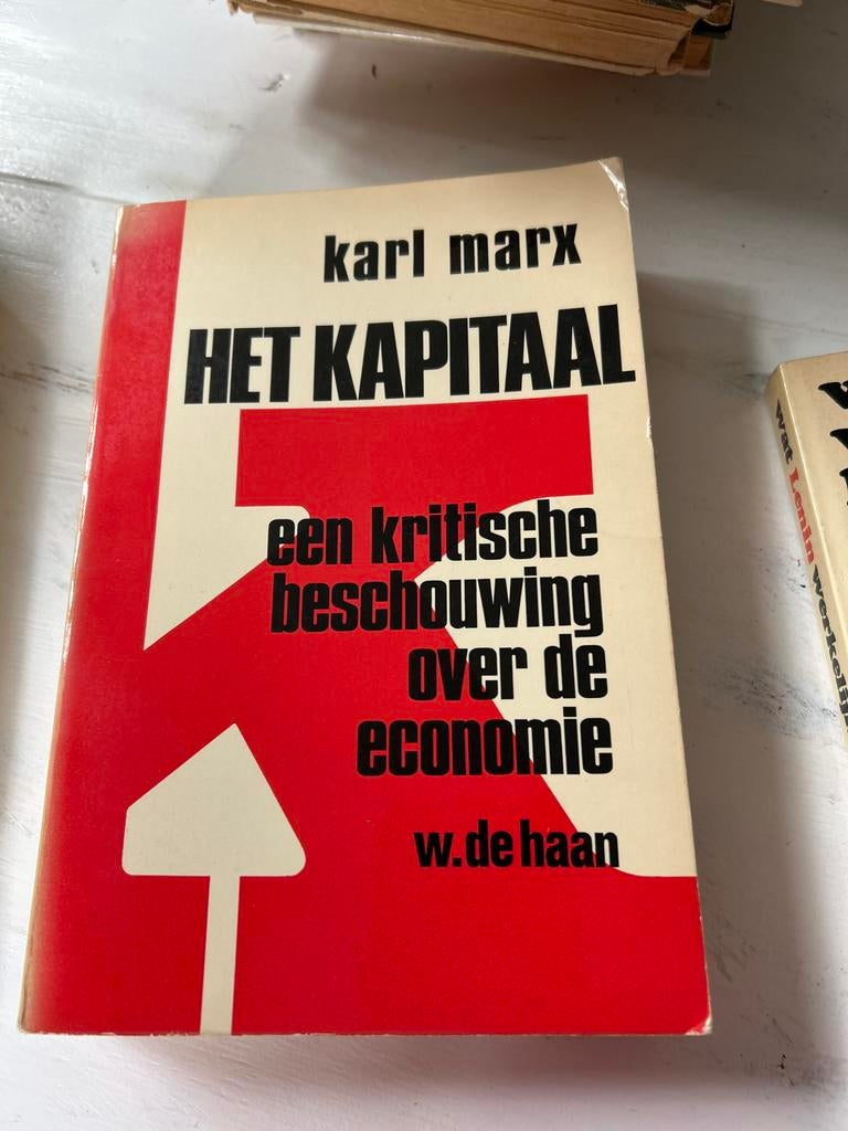 Het Kapitaal - Karl Marx (Economie), Ophalen of Verzenden, Gelezen, Economie en Marketing