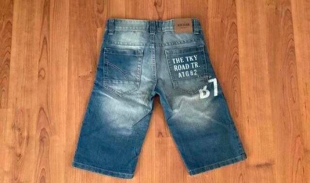 Stoere spijkerbroek/korte broek voor jongens. Maat 140, Kinderen en Baby's, Kinderkleding | Maat 140, Ophalen of Verzenden, Gebruikt