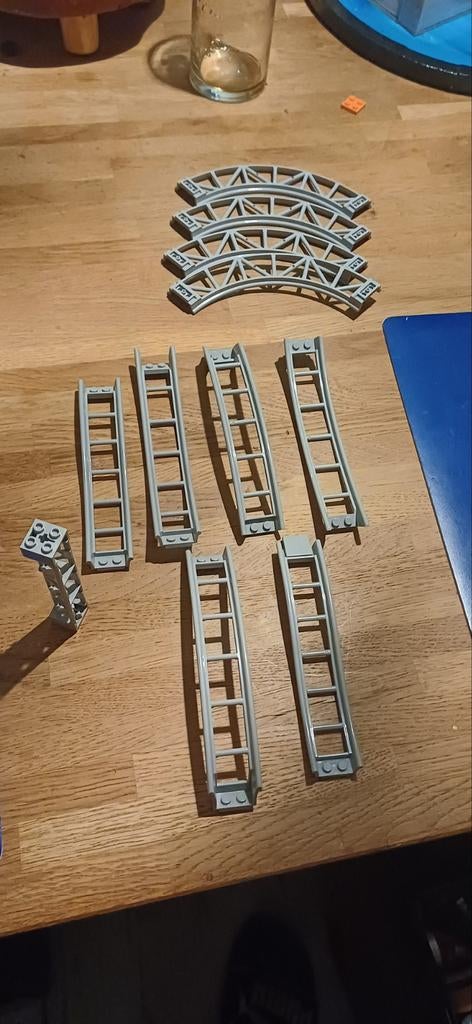 Lego achtbaan rails met pilaar - Grijs, Kinderen en Baby's, Speelgoed | Duplo en Lego, Ophalen of Verzenden