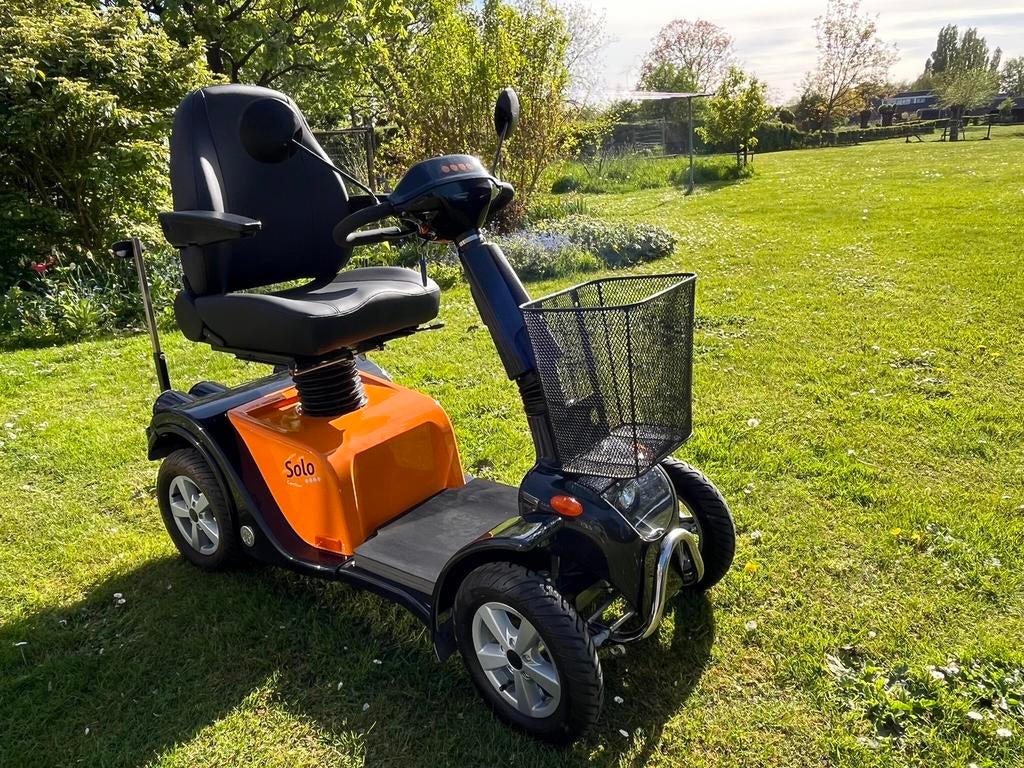 Scootmobiel L&M Solo 4; 73 km ; als nieuw!!, Diversen, Life and Mobility, Ophalen of Verzenden, Zo goed als nieuw, 16 km/u of meer