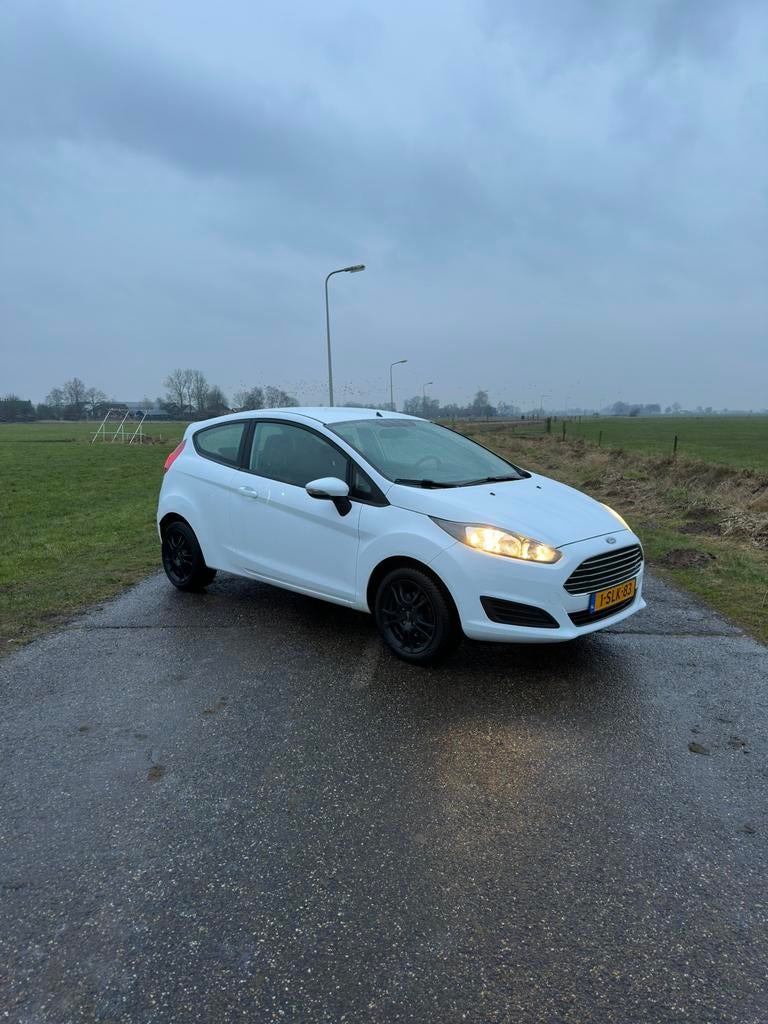 Ford Fiësta 1.0 48KW/65PK 3D 2013 Wit Nap, Stof, Origineel Nederlands, Handgeschakeld, Particulier