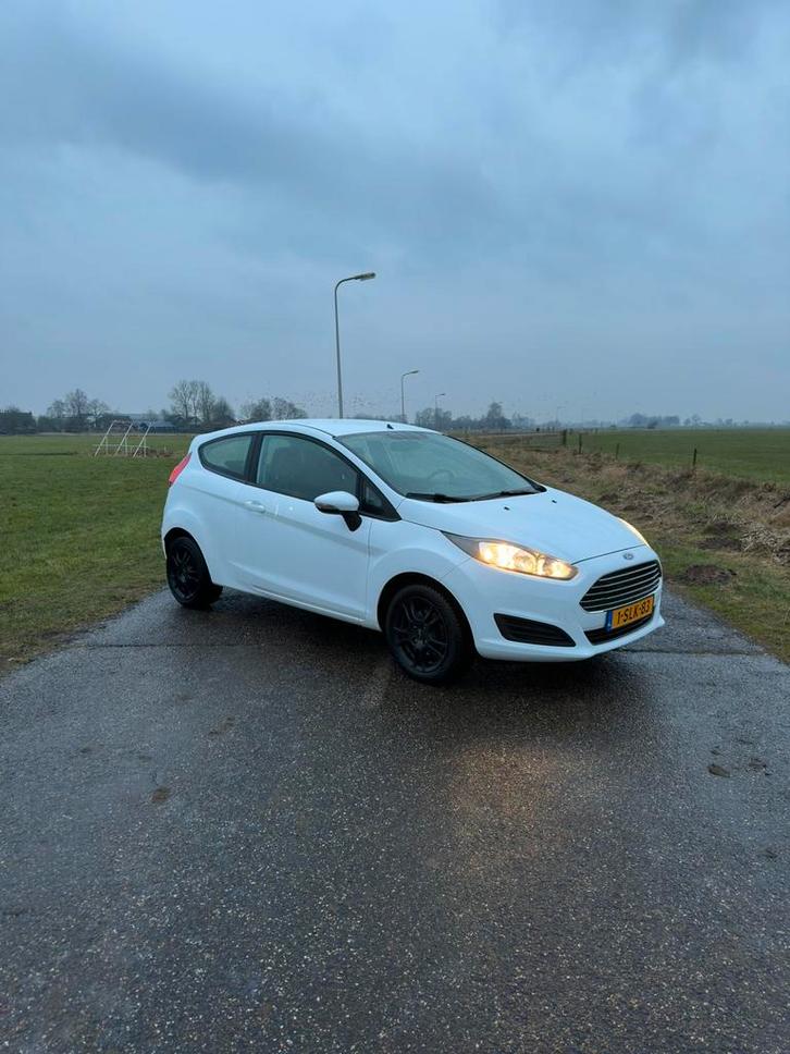 Ford Fiësta 1.0 48KW/65PK 3D 2013 Wit Nap, Auto's, Ford, Particulier, Fiësta, ABS, Airbags, Airconditioning, Alarm, Centrale vergrendeling