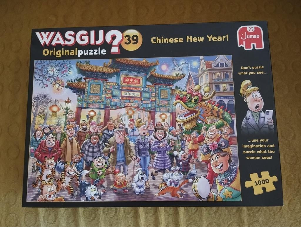 Wasgij Original 39: Chinese New Year! 1000 stukjes, Ophalen of Verzenden, 500 t/m 1500 stukjes, Zo goed als nieuw, Legpuzzel