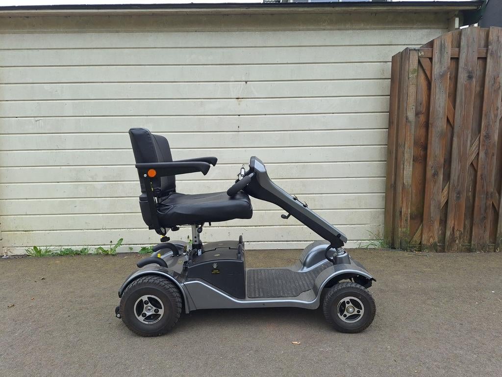 Scootmobiel Sterling, Ophalen