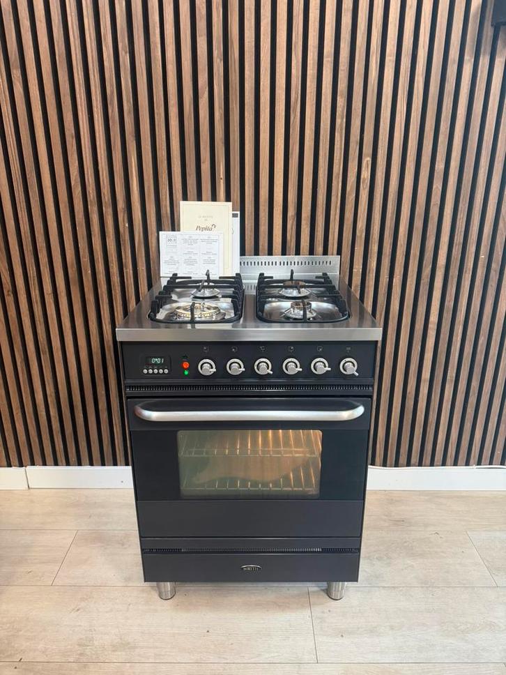 Mooie Boretti Fornuis antraciet 4pits 60cm (Gratis bezorgen), Witgoed en Apparatuur, Fornuizen, Gebruikt, Vrijstaand, Gas, 4 kookzones