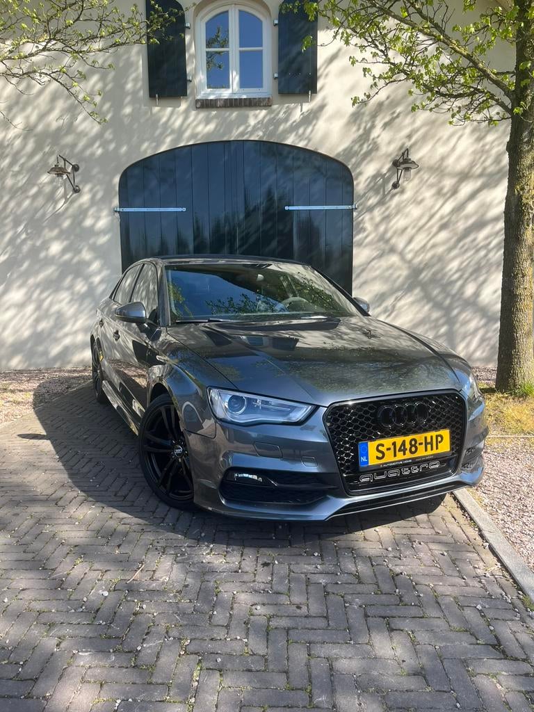 Audi A3 QUATTRO 1.8 | 3x S-Line |CarPlay|Parkhulp|Alcantara, Auto's, Automaat, 4 cilinders, 179 pk, Leder en Stof