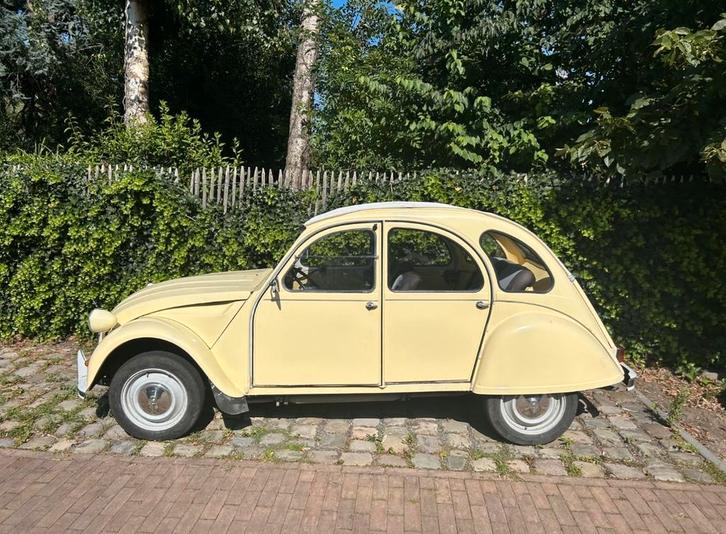 Citroën 2CV 0.6 1985 Wit, Auto's, Citroën, Particulier, 2CV, Benzine, Hatchback, Handgeschakeld, Origineel Nederlands, Wit, Ophalen