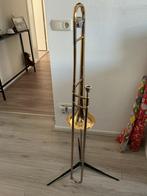 Te koop 1 trombone, Ophalen of Verzenden, Gebruikt, Tenor, Met koffer