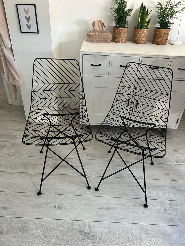 Draadstoel/eetkamerstoel, Huis en Inrichting, Stoelen, Ophalen, Zo goed als nieuw, Zwart, Twee