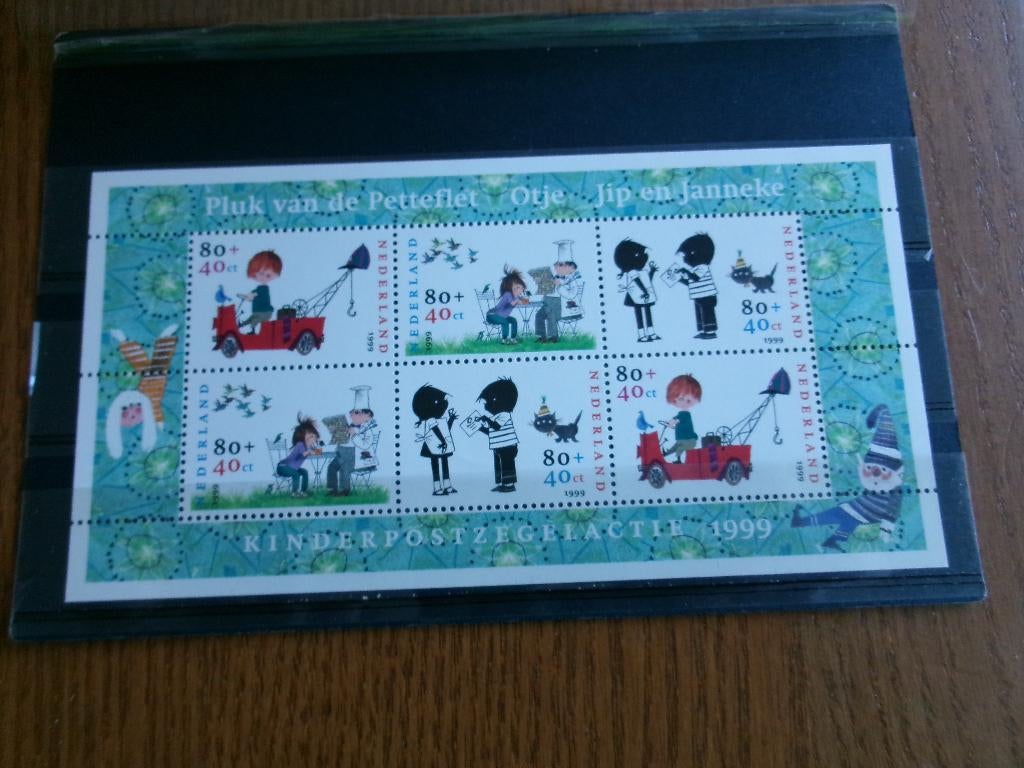 1999 - pf blok kinderzegels (950a), Postzegels en Munten, Verzenden, Postfris