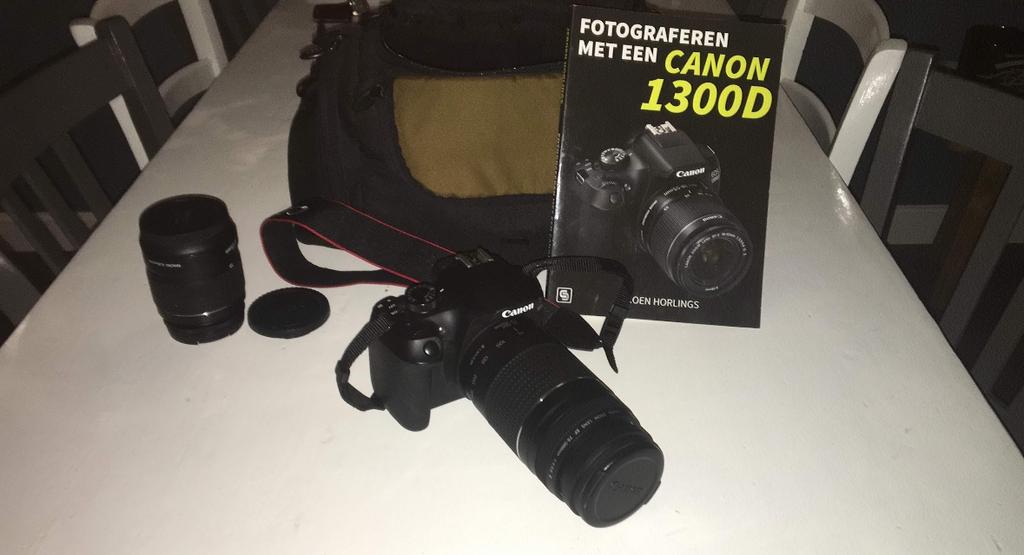 Canon eos 1300d, Ophalen, Spiegelreflex, Canon, Zo goed als nieuw