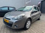 Renault Clio Estate 1.2-16V Authentique - 3e Eigenaar - Nett, Voorwielaandrijving, Euro 5, Gebruikt, Zwart