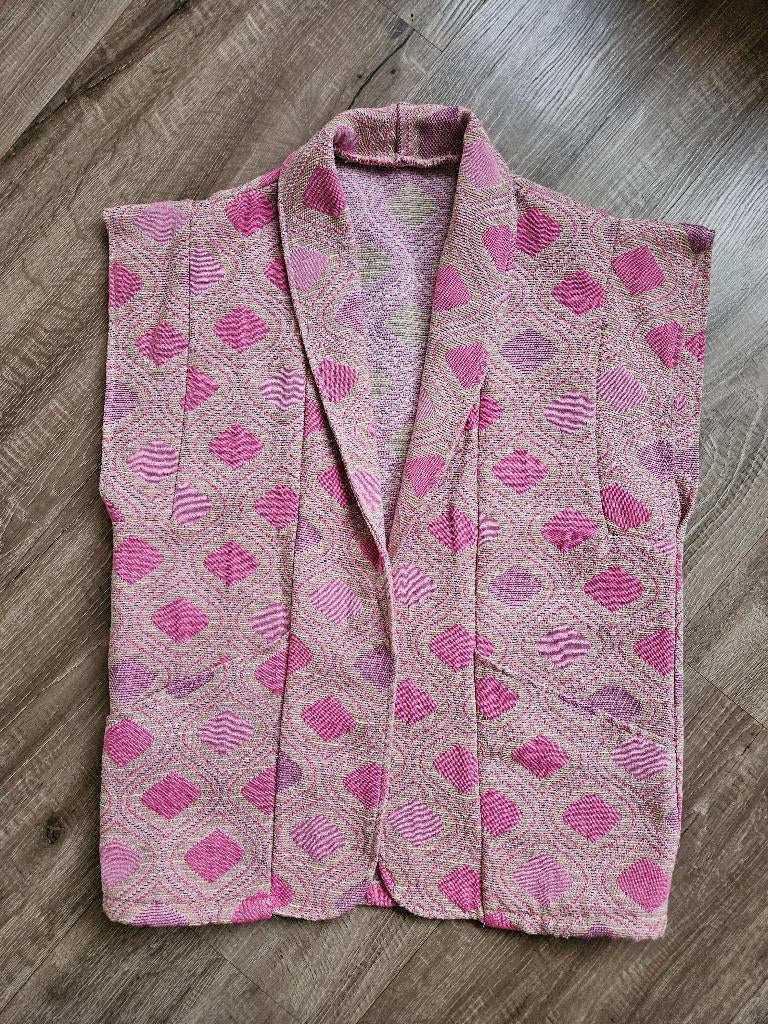 Bodywarmer gilet batik roze one size één maat bijna nieuw, Kleding | Dames, Bodywarmers, Maat 42/44 (L), Ophalen of Verzenden