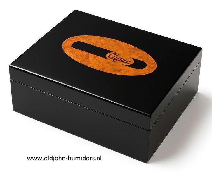 HUMIDOR MAT ZWART MET SIGAAR LOGO VOOR 50 SIGAREN       h33, Verzamelen, Rookartikelen, Aanstekers en Luciferdoosjes, Nieuw, Tabaksdoos of Verpakking