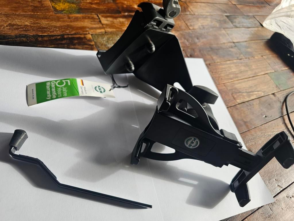 K & M universele houder + tablet houder, Muziek en Instrumenten, Ophalen of Verzenden, Nieuw