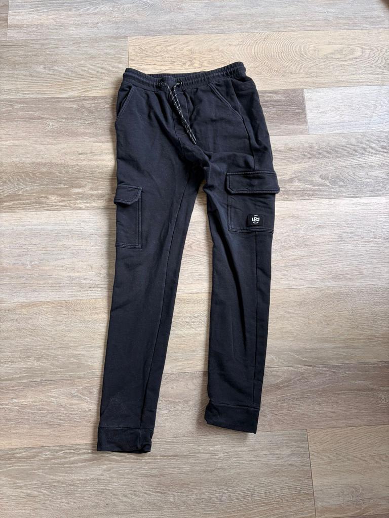 Zwarte Joggingbroek Maat 170 - Indian Blue Jeans, Ophalen of Verzenden, Zo goed als nieuw, Jongen, Broek