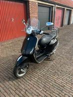 Vespa primavera 2017 snor, Fietsen en Brommers, Scooters | Vespa, Ophalen, Zo goed als nieuw, Benzine, Overige modellen