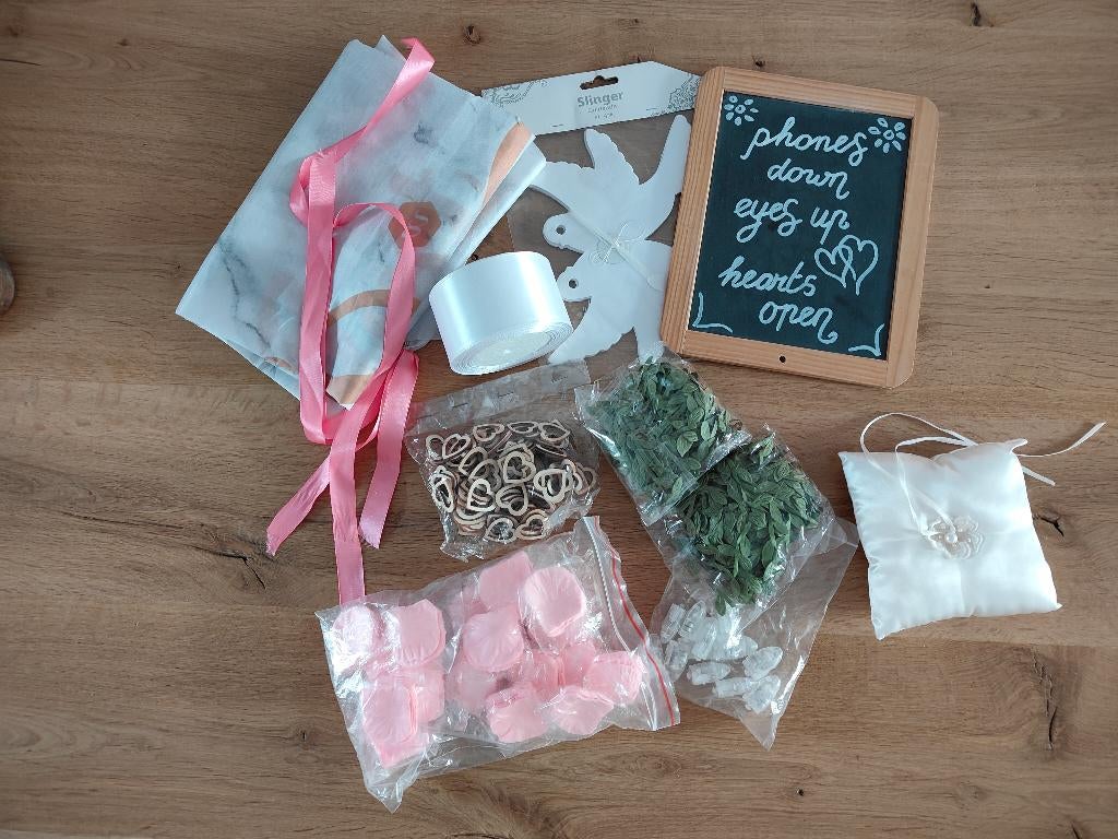 Attributen voor bij een huwelijk, Ophalen of Verzenden, Zo goed als nieuw, Versiering, Geboorte of Huwelijk