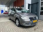 Volkswagen TOURAN 1.4 TSI TRENDL. ECO., Voorwielaandrijving, Gebruikt, 4 cilinders, 150 pk