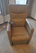 Sta op stoel, Prominent, leer, Ophalen, Gebruikt, Minder dan 75 cm, Leer